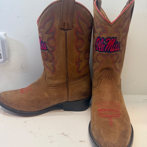 Ole Miss Someday By Gameday Cowboy Boots Youth 1.5B Girls - Picture 8 of 16